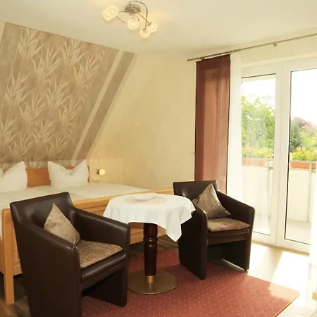 Piepers Garni Otel 3*